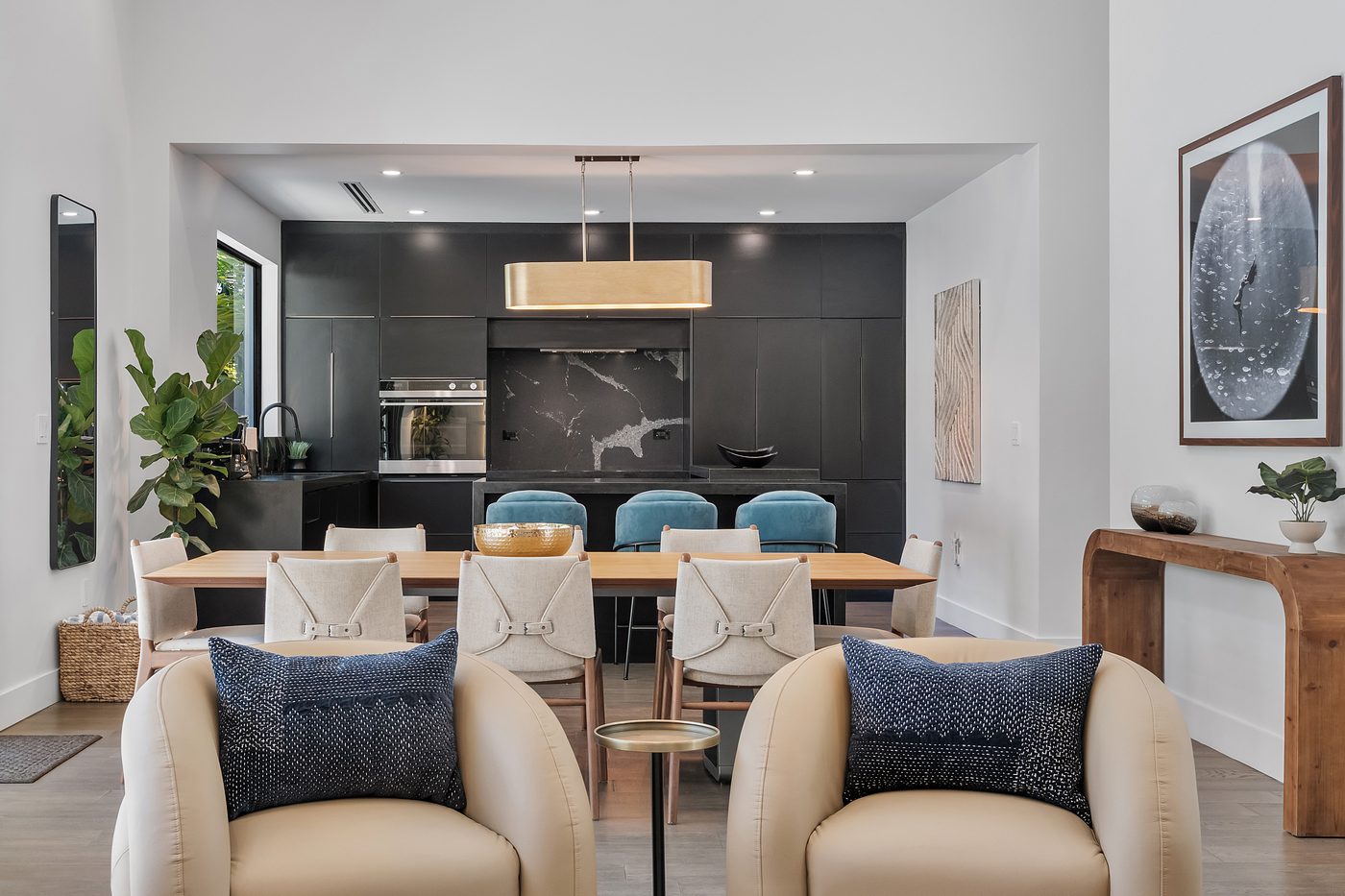 Design District Home — Vacation Rental  ·  Design District, Miami — interior design by Naomi Satya Interiors